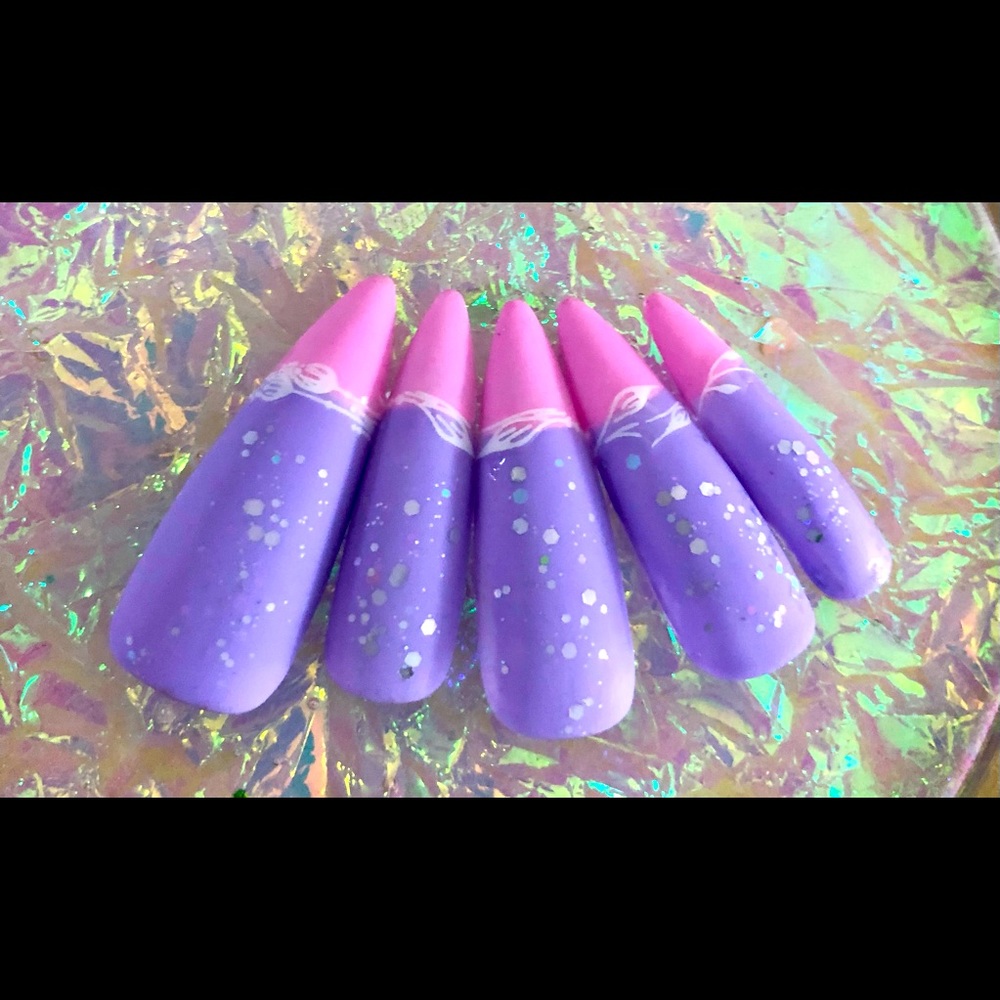 Matte pastel press on nails